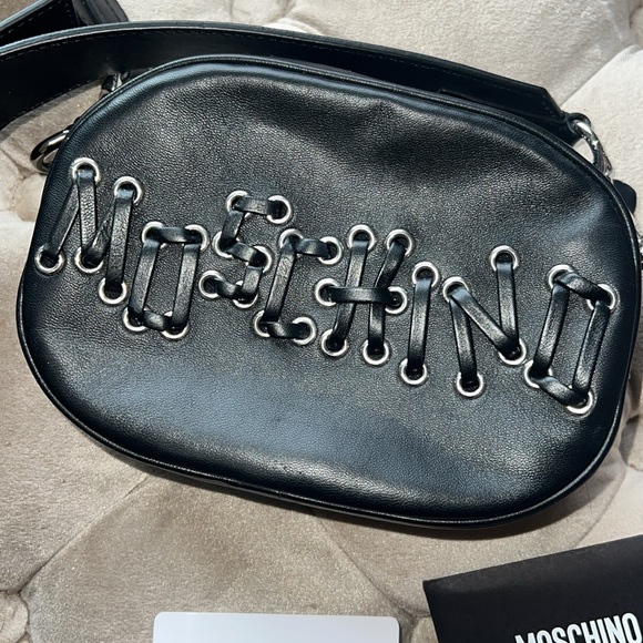 Moschino Black Crossbody Bag 🖤💅🏽♠️ - Picture 3 of 14